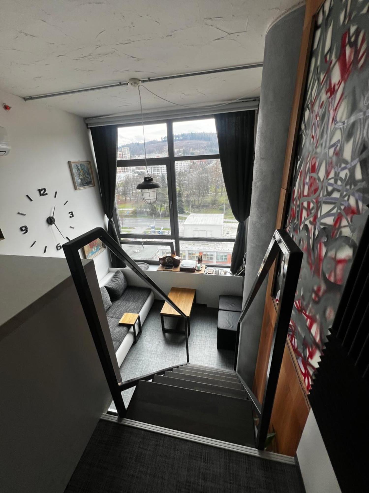 1 Bedroom Loft Apartment Zlín Eksteriør billede